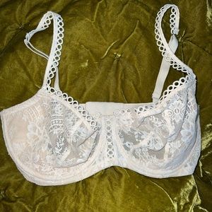 Victoria’s Secret 36 DDD bra